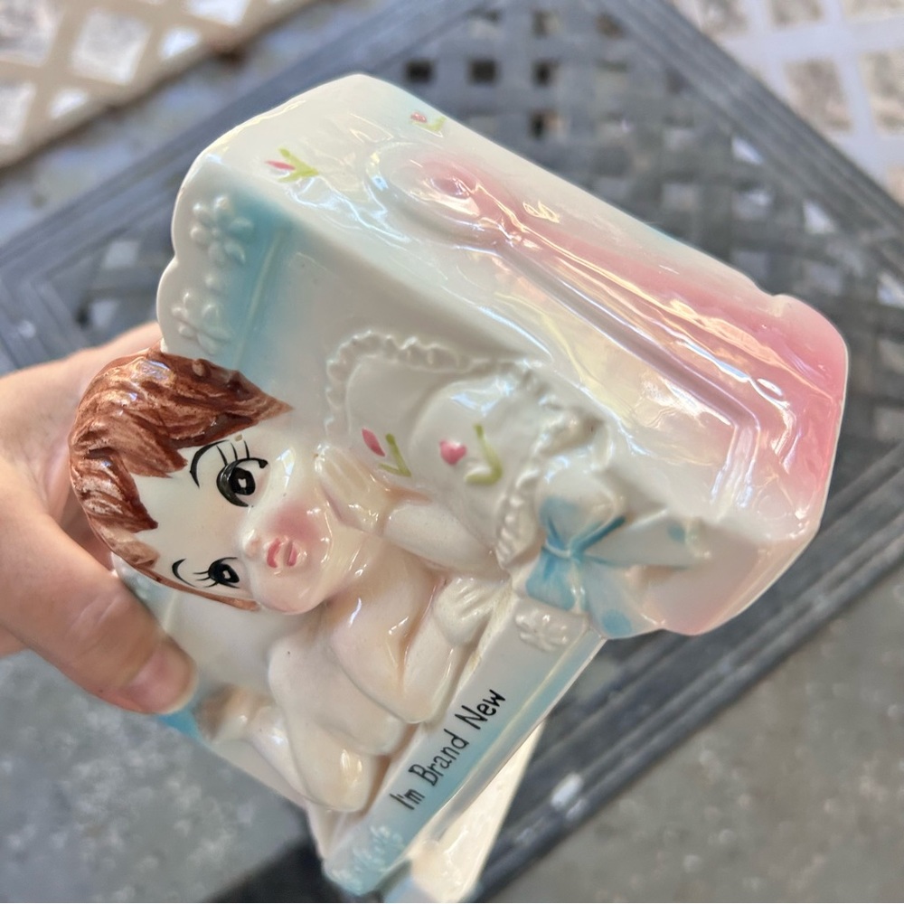 Vintage Planter - Picture 5 of 8